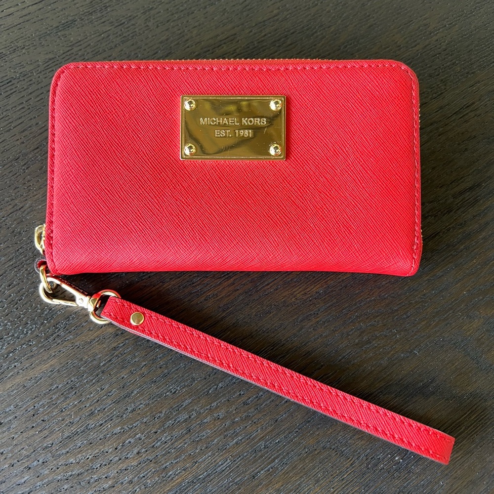 NEW - Michael Kors Wristlet Wallet